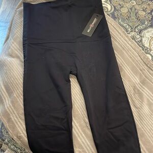 Mother Tucker postpartum compression capri leggings
